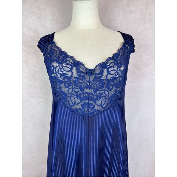 Vintage Plus Size Night Gown Blue Lace Lingerie - Picture 2 of 4